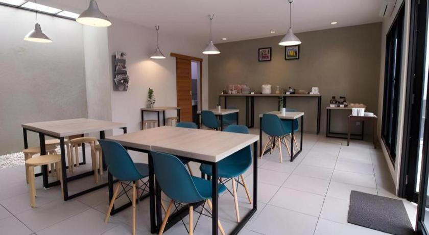 Casa Living Setiabudi Jakarta Extérieur photo