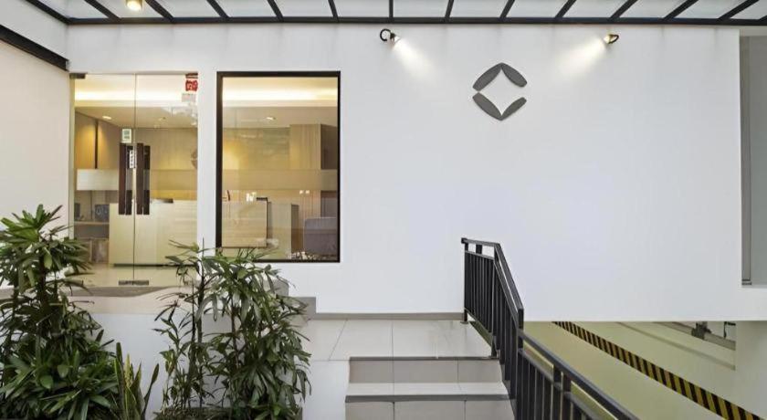 Casa Living Setiabudi Jakarta Extérieur photo