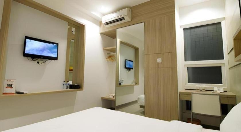 Casa Living Setiabudi Jakarta Extérieur photo